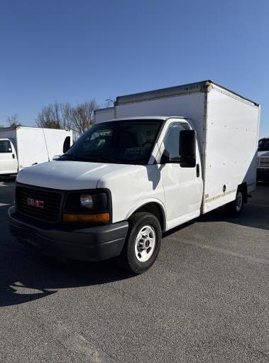 Used 2013 10 ' Box Truck for sale