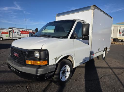 Used 2011 10 ' Box Truck for sale