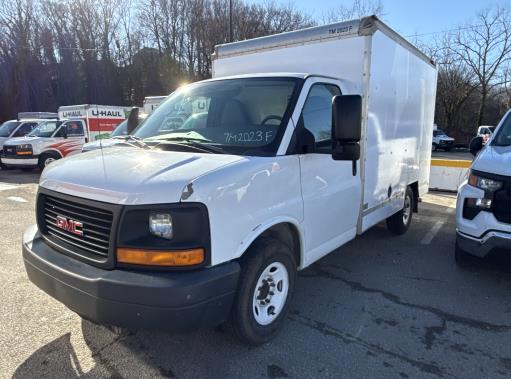 Used 2012 10 ' Box Truck for sale