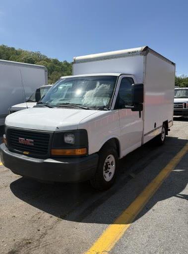 Used 2012 10 ' Box Truck for sale