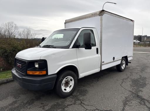 Used 2013 10 ' Box Truck for sale