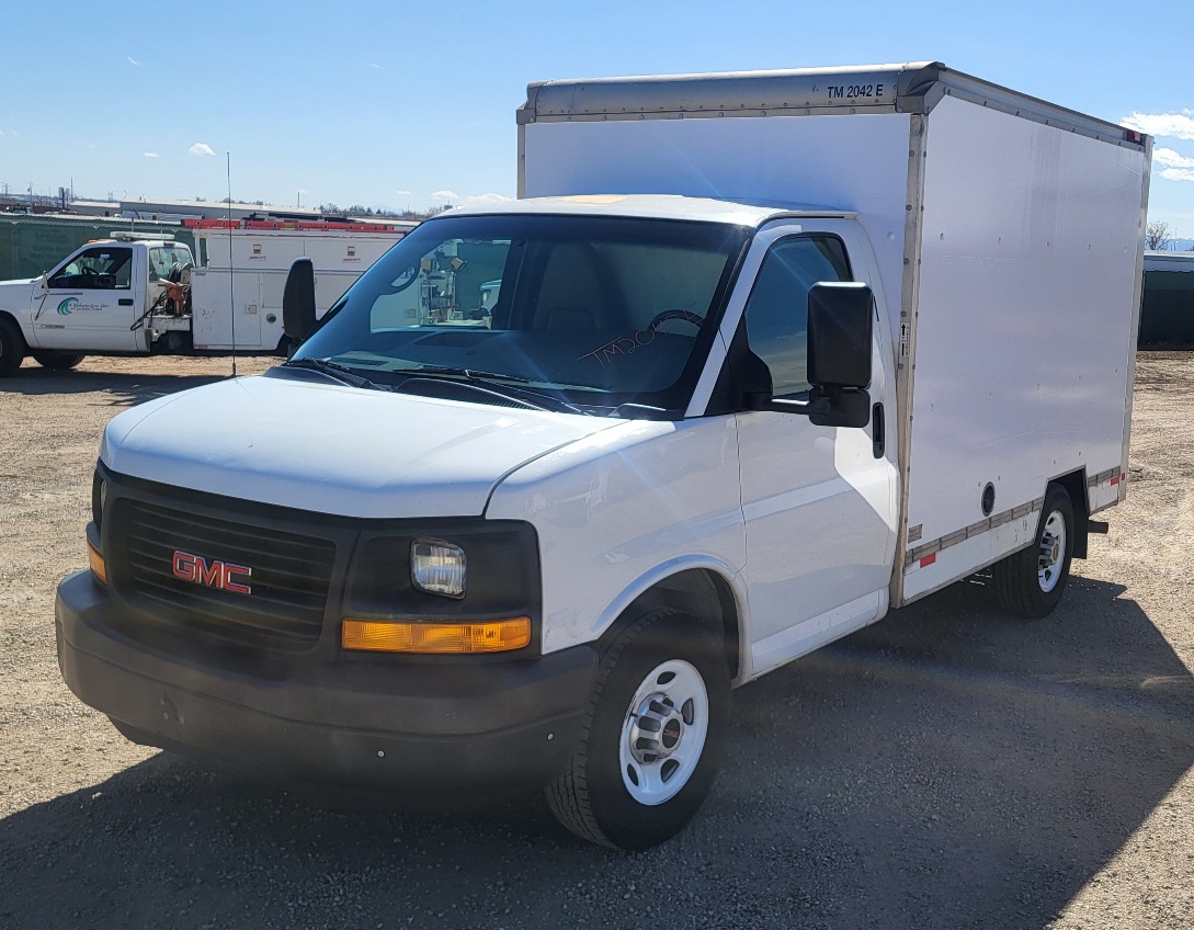 Used 2013 10 ' Box Truck for sale