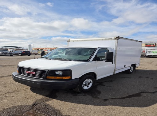 Used 2012 10 ' Box Truck for sale