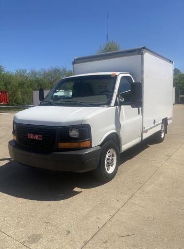 Used 2012 10 ' Box Truck for sale