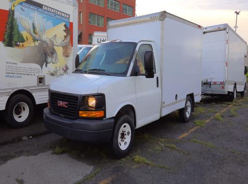 Used 2011 10 ' Box Truck for sale