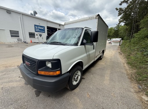 Used 2013 10 ' Box Truck for sale