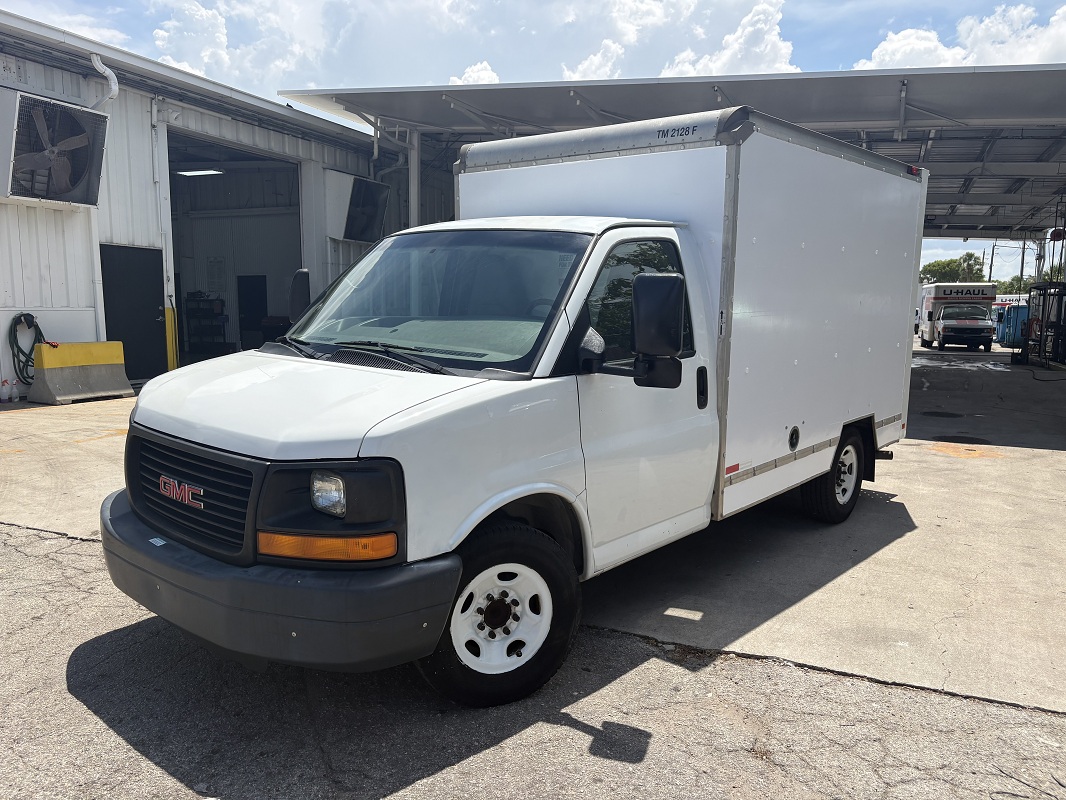 Used 2012 10 ' Box Truck for sale