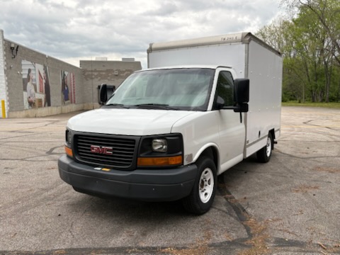 Used 2013 10 ' Box Truck for sale