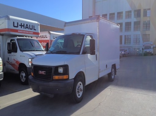 Used 2011 10 ' Box Truck for sale