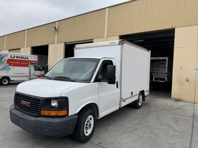 Used 2012 10 ' Box Truck for sale