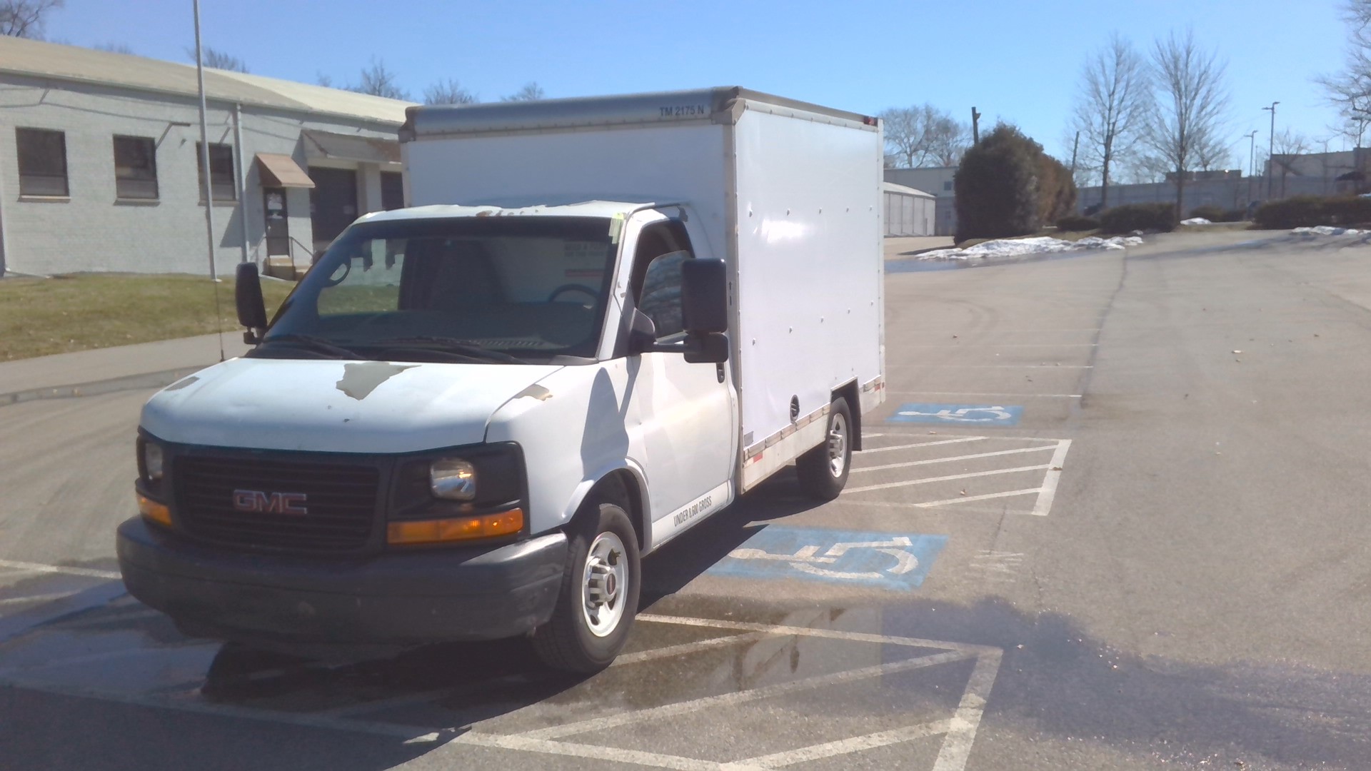 Used 2011 10 ' Box Truck for sale