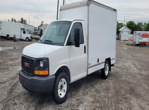 Used 2013 10 ' Box Truck for sale