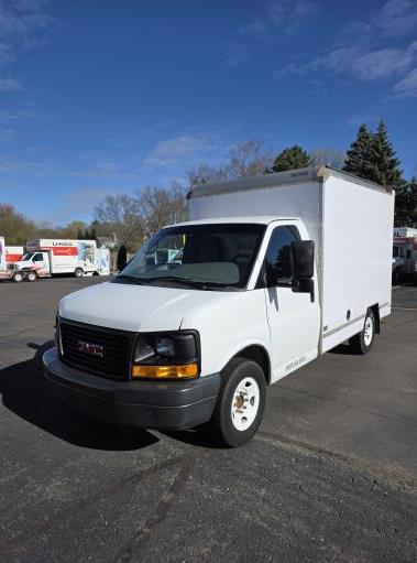 Used 2013 10 ' Box Truck for sale
