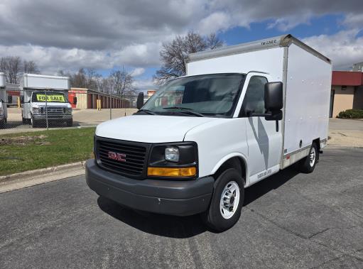 Used 2013 10 ' Box Truck for sale