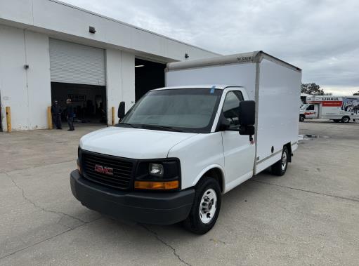 Used 2011 10 ' Box Truck for sale