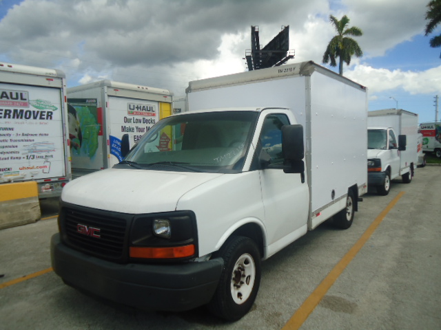 Used 2012 10 ' Box Truck for sale
