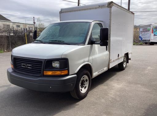 Used 2012 10 ' Box Truck for sale