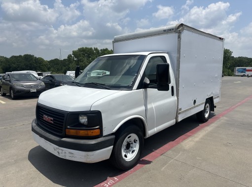 Used 2011 10 ' Box Truck for sale