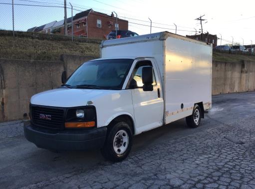 Used 2012 10 ' Box Truck for sale