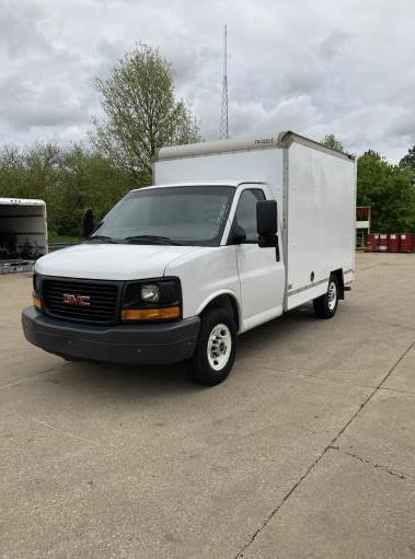 Used 2013 10 ' Box Truck for sale