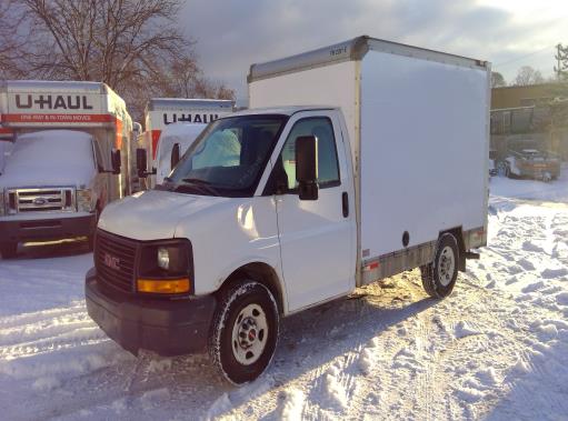 Used 2013 10 ' Box Truck for sale