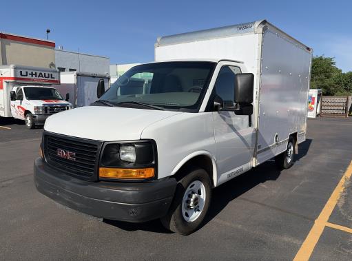 Used 2013 10 ' Box Truck for sale
