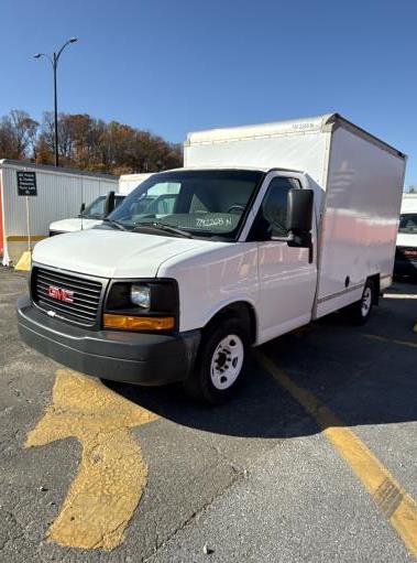 Used 2011 10 ' Box Truck for sale