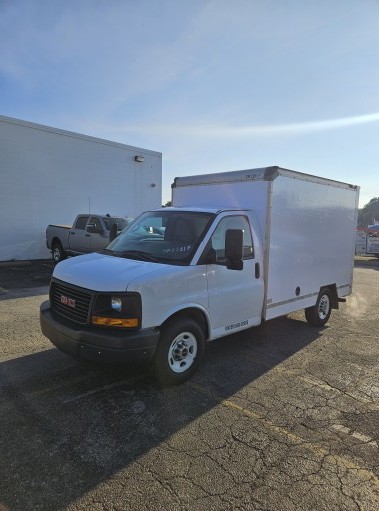 Used 2012 10 ' Box Truck for sale