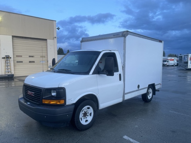 Used 2012 10 ' Box Truck for sale