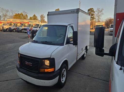 Used 2012 10 ' Box Truck for sale