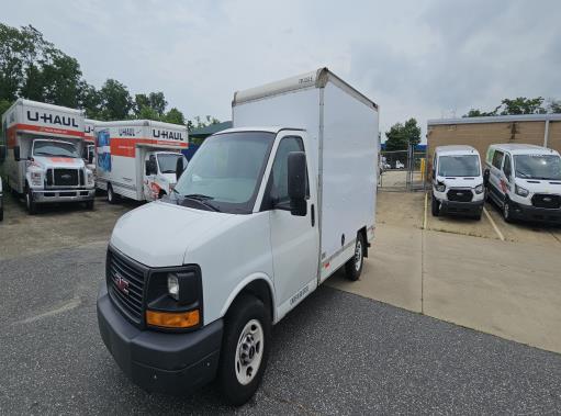 Used 2013 10 ' Box Truck for sale
