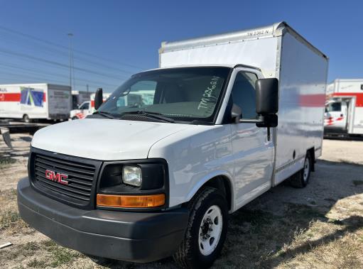 Used 2011 10 ' Box Truck for sale