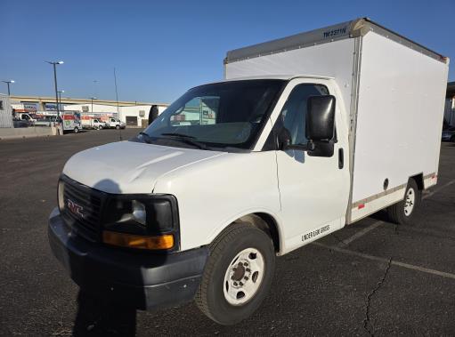 Used 2011 10 ' Box Truck for sale