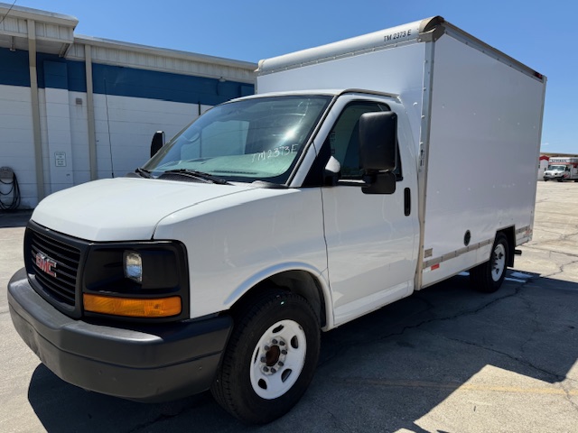 Used 2013 10 ' Box Truck for sale