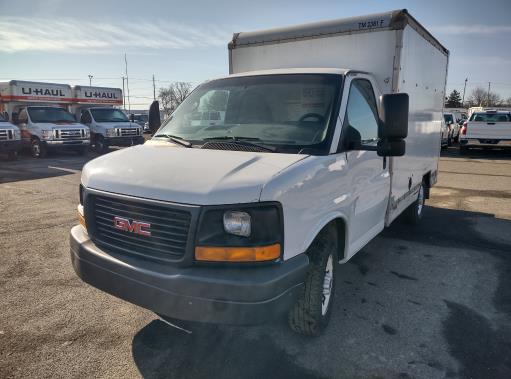Used 2012 10 ' Box Truck for sale