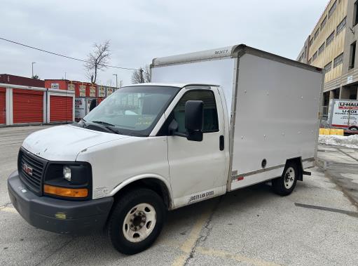 Used 2012 10 ' Box Truck for sale