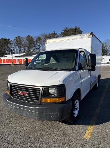 Used 2013 10 ' Box Truck for sale