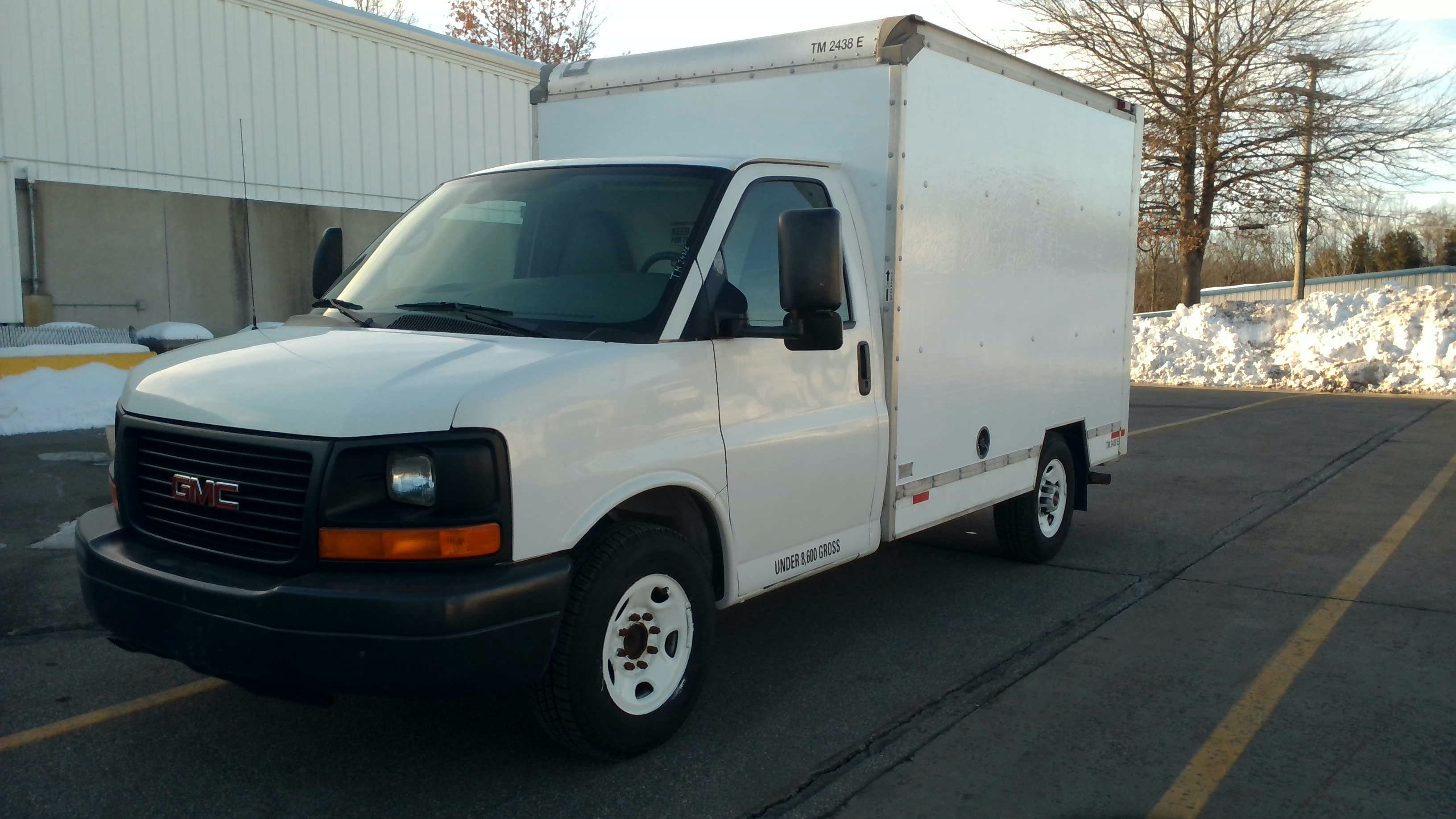 Used 2013 10 ' Box Truck for sale
