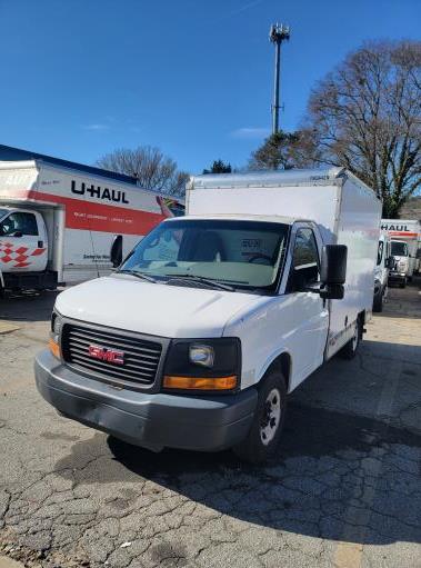Used 2011 10 ' Box Truck for sale
