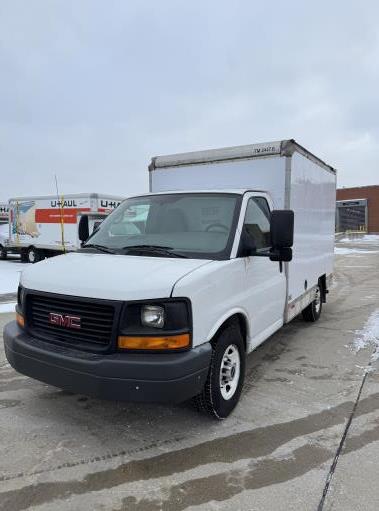 Used 2013 10 ' Box Truck for sale