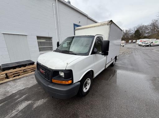 Used 2011 10 ' Box Truck for sale