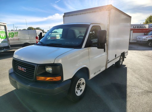 Used 2011 10 ' Box Truck for sale