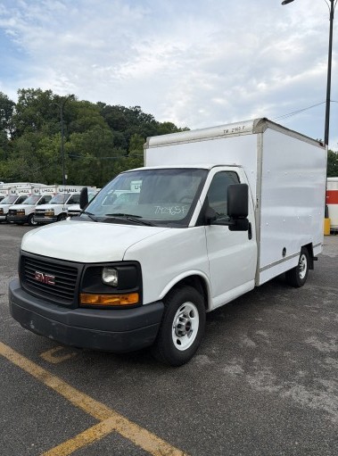 Used 2012 10 ' Box Truck for sale