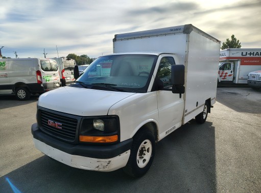 Used 2013 10 ' Box Truck for sale