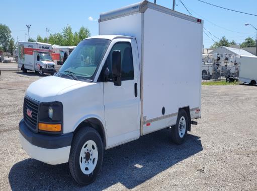 Used 2012 10 ' Box Truck for sale