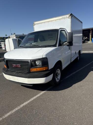 Used 2013 10 ' Box Truck for sale