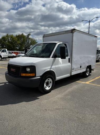 Used 2013 10 ' Box Truck for sale