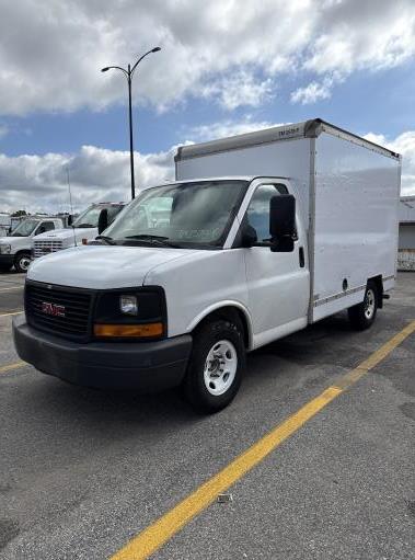 Used 2012 10 ' Box Truck for sale