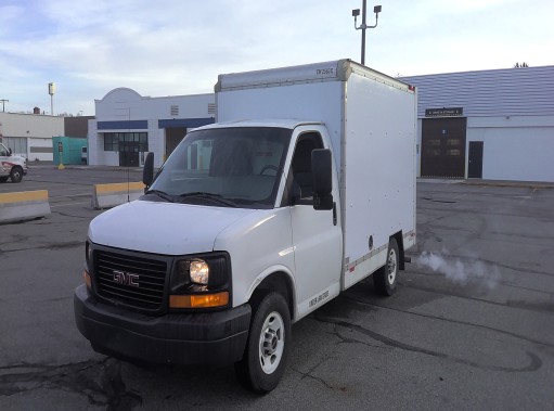 Used 2013 10 ' Box Truck for sale