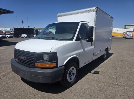 Used 2013 10 ' Box Truck for sale